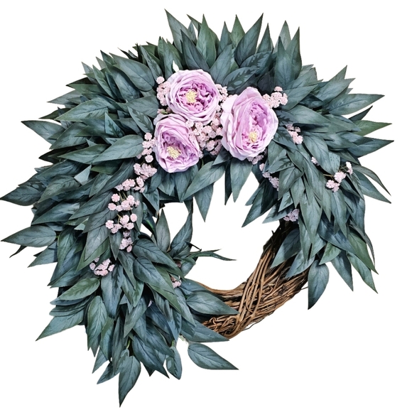Eucalyptus Rose wreath - Picture 3 of 8
